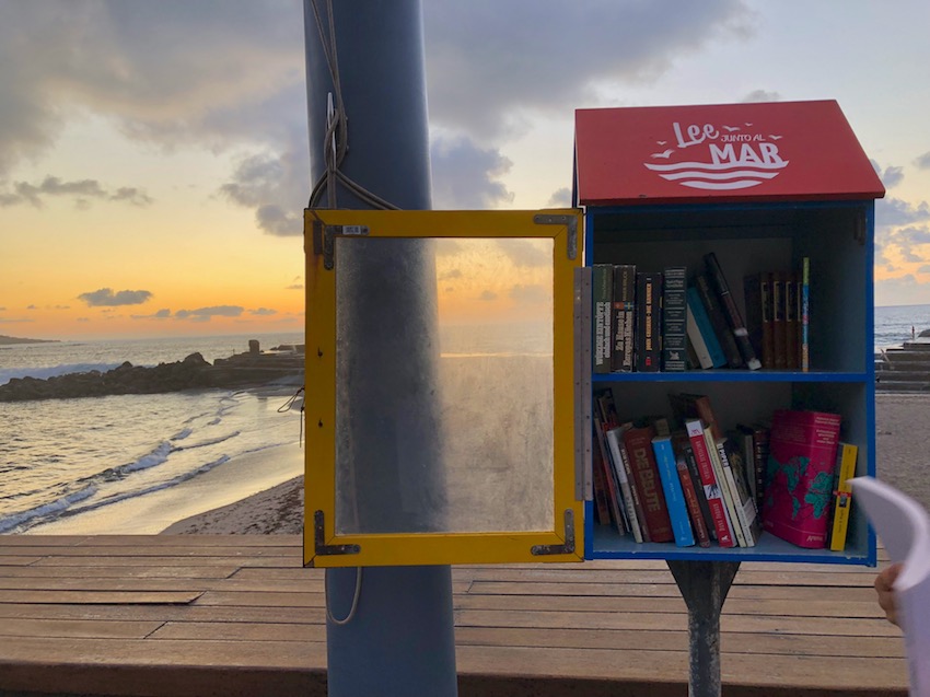 Biblioteca de playa Bajamar Tenerife